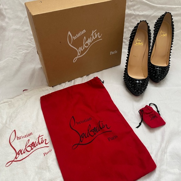 New In Box Christian Louboutin Black Patent Leather Stud High Heels - Picture 4 of 14